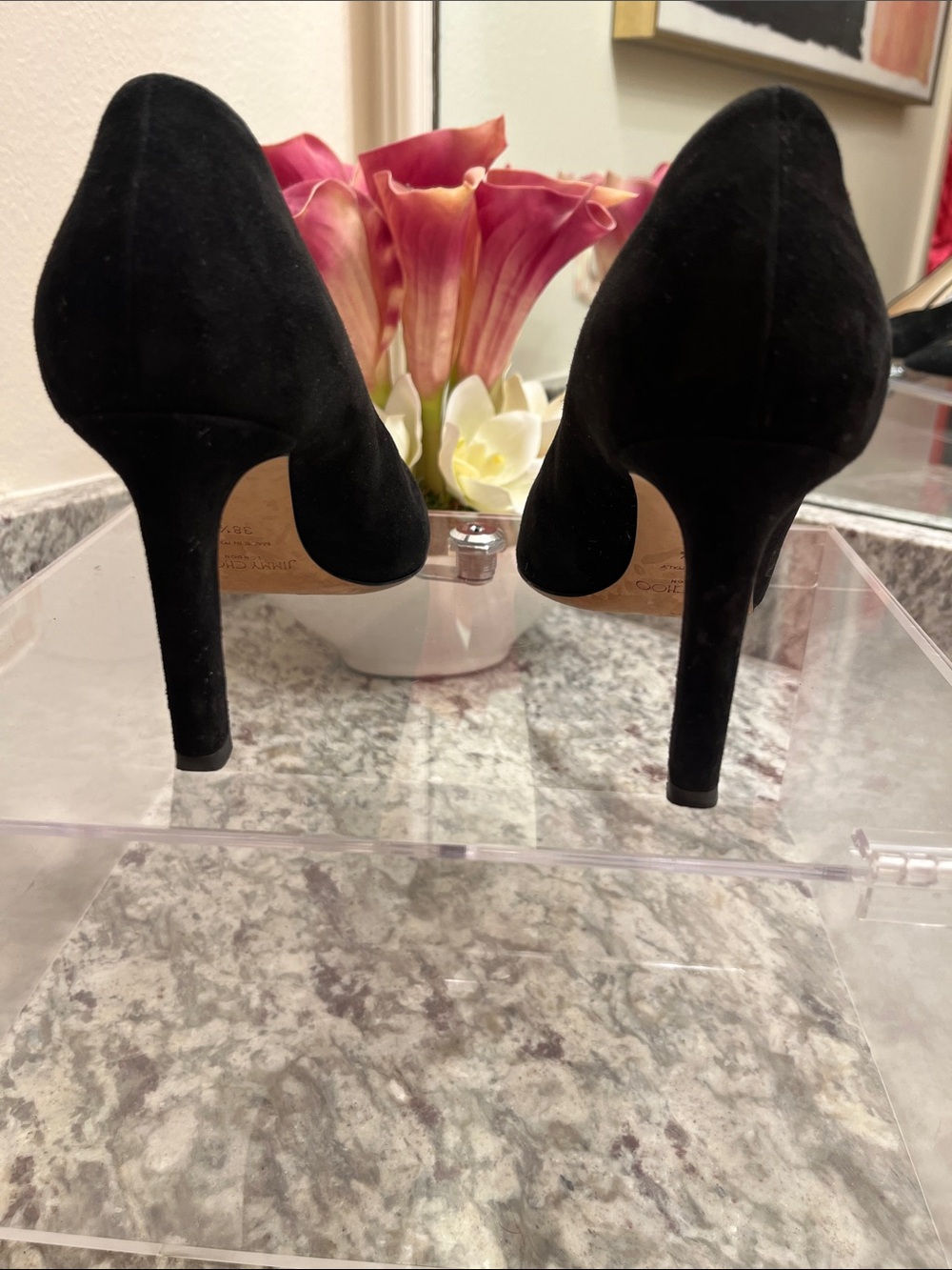 Jimmy Choo Black Suede Pointed Pumps with V-Cut - Picture 4 of 8